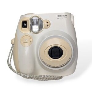 Fujifilm Instax Mini 7S Cheki Instant Camera Cream White Analog Retro